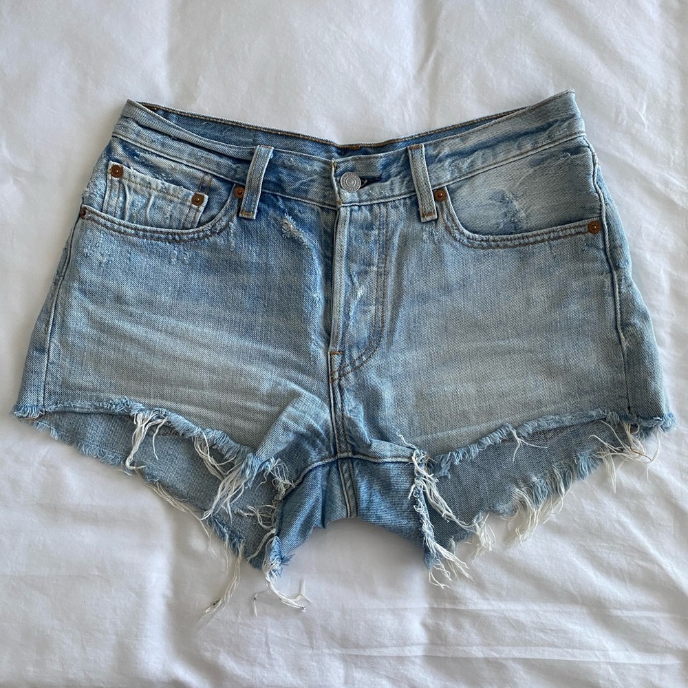 Levi’s 501 shorts